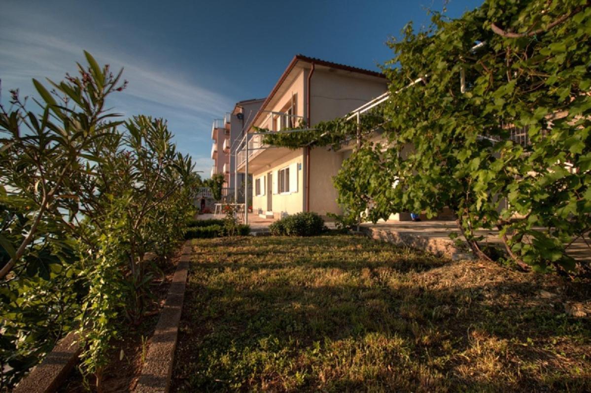Apartmán Kaka Sveti Juraj Exteriér fotografie